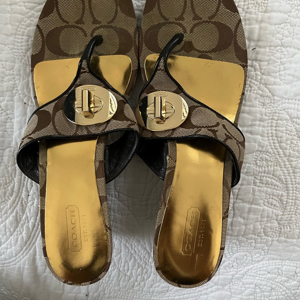 VINTAGE!! Coach Women's Brown and Gold Sandals - Picture 7 of 12